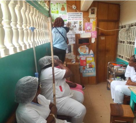 Campagne d’affichage du 12 août 2022 LUTTE CONTRE LES IST ET VIH/SIDA ET COVID-19 : LES CENTRES D’ACCUEIL DE L’ESPOIR, PLUS DETERMINES QUE JAMAIS !!!