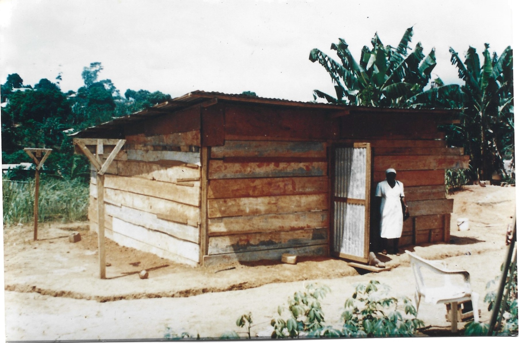 Logement construit par la Soeur servant de premier centre d&#039;accueil des enfants en 1992