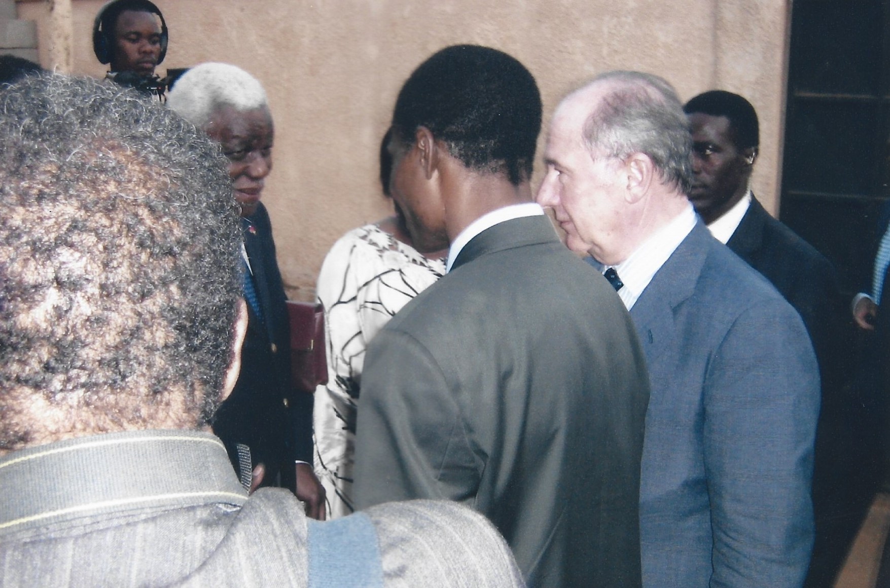 Le DG du FMI échangeant avec le PCA des CAES_ Prof ZOUNG KANYI