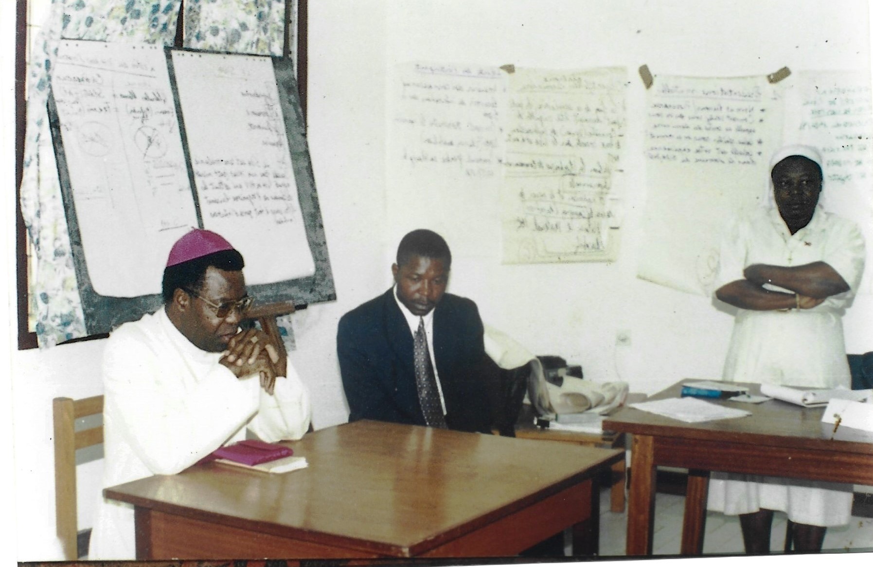 Temps de méditation avant l&#039;ouverture de la formation des ouvriers apostoliques